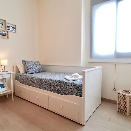 Teodosio Apartment FREE PARKING&CENTRAL AC Sevilla Exterior foto