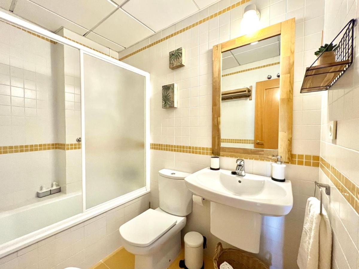 Teodosio Apartment FREE PARKING&CENTRAL AC Sevilla Exterior foto