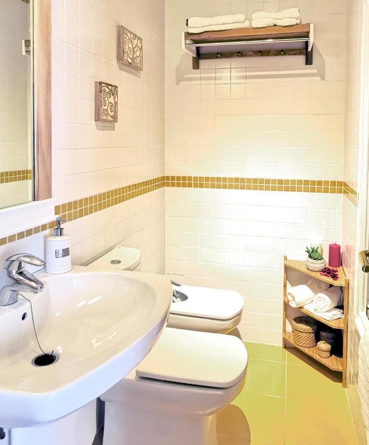 Teodosio Apartment FREE PARKING&CENTRAL AC Sevilla Exterior foto