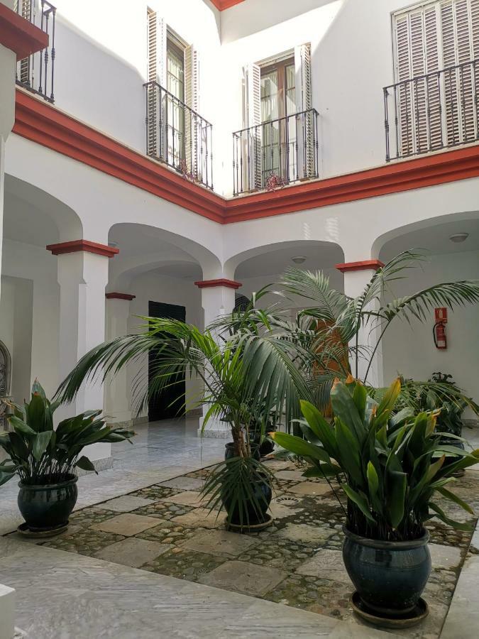 Teodosio Apartment FREE PARKING&CENTRAL AC Sevilla Exterior foto