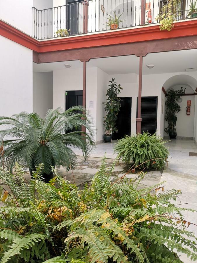 Teodosio Apartment FREE PARKING&CENTRAL AC Sevilla Exterior foto