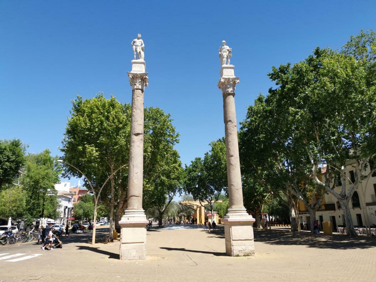 Teodosio Apartment FREE PARKING&CENTRAL AC Sevilla Exterior foto